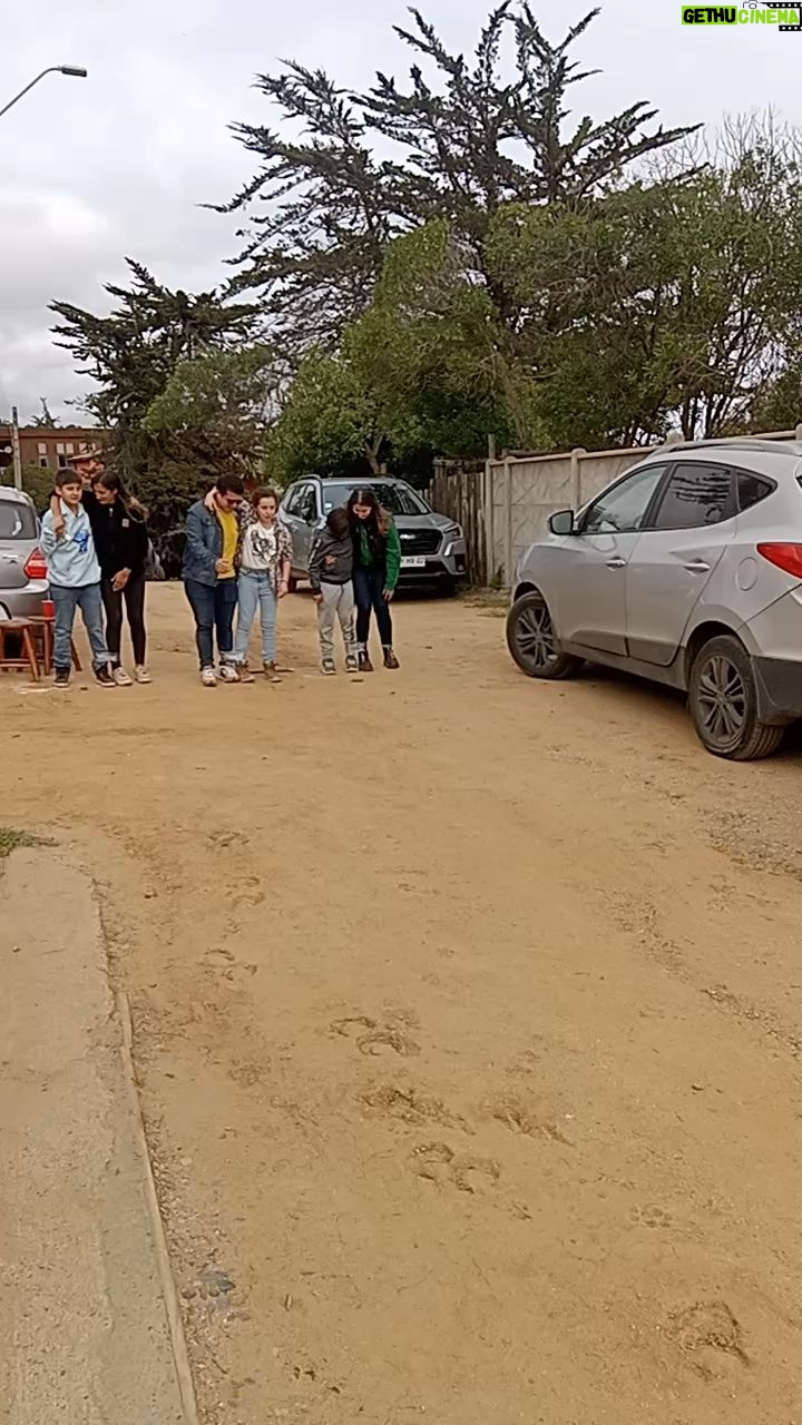 Rodrigo González Instagram - Todos los juegos dieciocheros Isla Negra