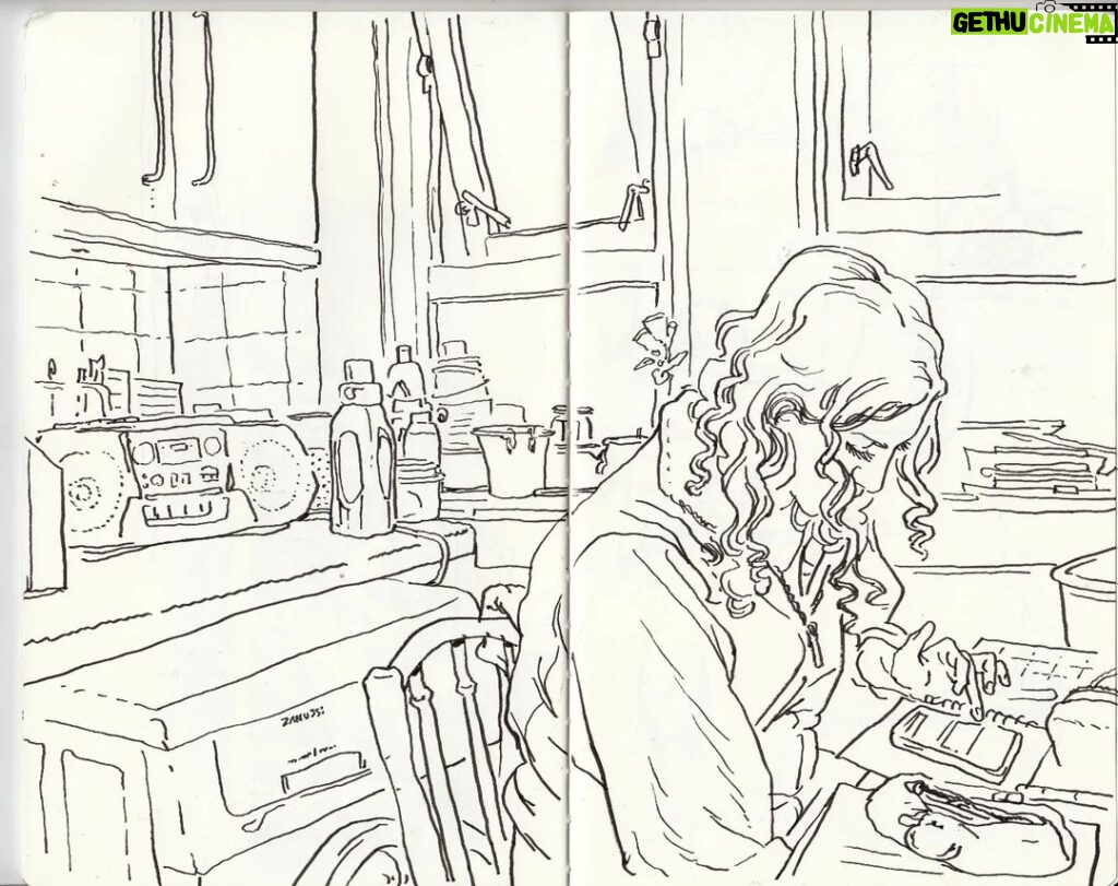 Rodrigo Goulão de Sousa Instagram - Drawings from Scotland Dundee, Anniesland, Byres Road, Huntarian Museum #drawing #pen #livedrawing #sketchbook #sketch #art #artistsoninstagram