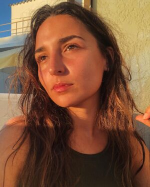 Rona Özkan Instagram - Wenn ich sage es ist kein Selfie, dann ist es auch kein Selfie! @annina.hellenthal