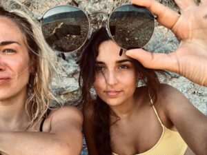 Rona Özkan Instagram - Όλα καλά