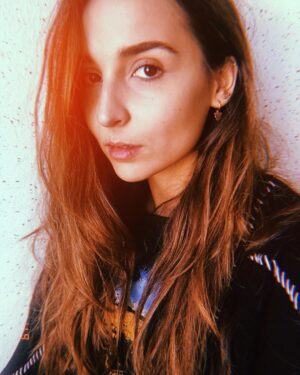 Rona Özkan Instagram - 🪐