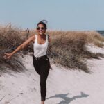 Rona Özkan Instagram – Jumping into the new week like.. 🐎 Kalifornien, Schleswig-Holstein, Germany