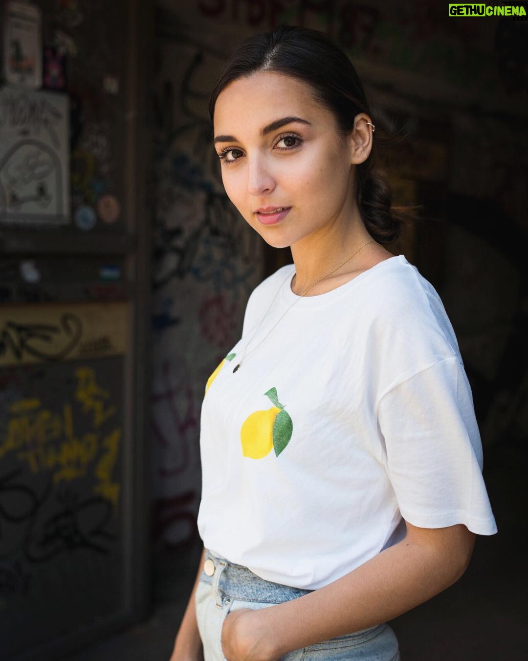 Rona Özkan - 3.3K Likes - shot by @fabianstuertz