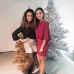 Rona Özkan Instagram - Einstimmung auf die Weihnachtszeit mit meiner Lieben @nadinemenz 🔔🎅🏼 || Wish all of you a pleasant Advent Season 👼🏼🕯
