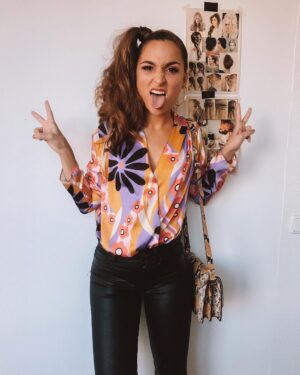 Rona Özkan Instagram - 🌈✨✌🏼