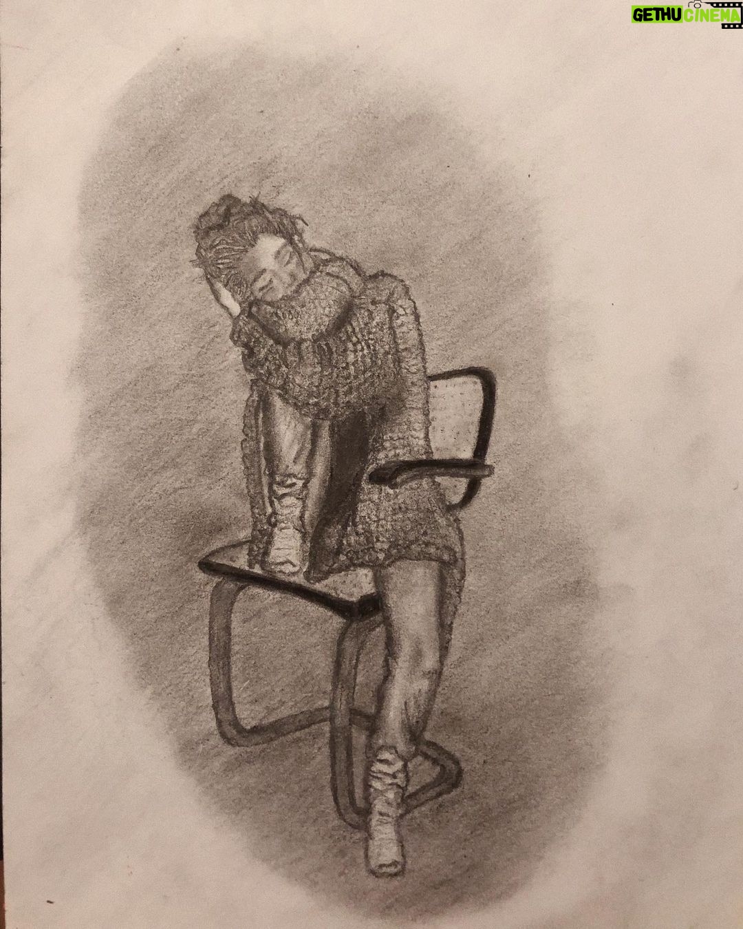 Rona Özkan Instagram - Manchmal kommt es anders und zweitens als man denkt. Wir dürfen jetzt nicht den Sand in den Kopf stecken. Das Leben ist kein Ponyschlecken. Dicht daneben ist halbes Leid. Man soll den Tag nicht vor dem Morgen loben. Es fällt kein Meister vom Erdboden. #sprichwortsalat