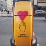 Rona Özkan Instagram – Hand aufs Herz #ampelliebe #cologne Cologne, Germany