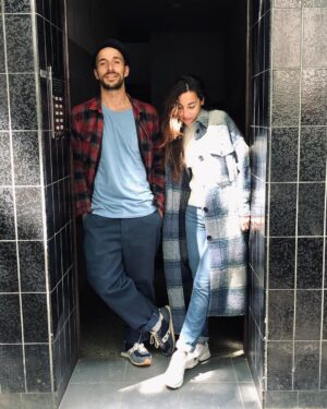 Rona Özkan Instagram - Hätt‘ ich nen großen Bruder, dann wär‘s der... @max.alberti_official fotografiert von unserem @vilimcandrlic #bettysdiagnose #cologne #brotherfromanothermother
