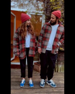 Rona Özkan Instagram - Zwingellinge 👯‍♀️ @max.alberti_official #bettysdiagnose #twins #brotherfromanothermother #kleidermachenleute