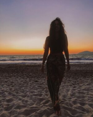 Rona Özkan Instagram - Happy 2021! 🌞