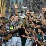 Ronaldinho Instagram - Parabéns Fluminense !!! Parabéns Mário Bittencourt, um dos grandes responsáveis pelo Flu chegar neste nível! E a todos envolvidos e principalmente aos atletas que deram um show durante toda esta temporada, jogando bonito e com qualidade... Vocês são hoje o melhor futebol do Brasil !!!