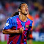Ronaldinho Instagram - Bruxaria na Champions!!! Lembranças com o @fcbarcelona 🔴🔵
