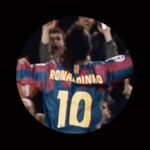 Ronaldinho Instagram - Joga bonito! Vem com a Tropa Do Bruxo! 🤙🏾🧙🏽‍♂️🇧🇷 #bailedobruxo