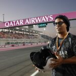Ronaldinho Instagram - ✨🏁 Our former Parisian @ronaldinho was invited by @qatarairways to attend the 2023 Qatar Grand Prix! ✨🏁 Notre ancien parisien @ronaldinho, invité par @qatarairways pour assister au Grand Prix du Qatar 2023 ! ❤️💙 Also, got the opportunity to catch @davidbeckham and Didier Domi, who also wore the Parisian colors! ❤️💙 L’occasion de retrouver @davidbeckham et Didier Domi, ayant eux aussi porté les couleurs parisiennes ! Losail International Circuit