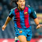 Ronaldinho Instagram - The day we fell in love 💘 #BarçaSevilla WHAT A GOAL