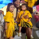 Ronaldinho Instagram - Obrigado Kolkata, Índia!!! 🇮🇳🇮🇳 Que energia incrível, que momento mágico… Muito amor!!! Muito bom ser recebido com tanta alegria e carinho!!! Nos vemos em breve 🤙🏾