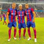 Ronaldinho Instagram - Siempre un placer @fcbarcelona 🤙🏾 #BarçaLegends 🔴🔵