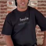 Ronaldinho Instagram - Celebrate the holidays with me as we play and win big in MB8! #MB8 #MB8official #OnlineCasino #OnlineGames #Slots #Sportsbook