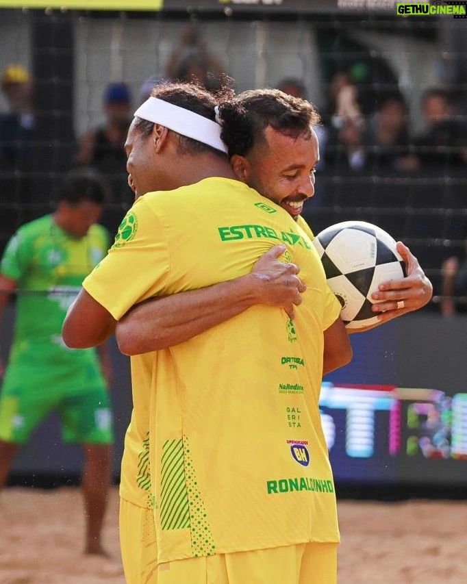 Ronaldinho Instagram - Valeu galera de BH!! Muito obrigado a todos que acompanharam esta linda partida, TMJ 🤙🏾