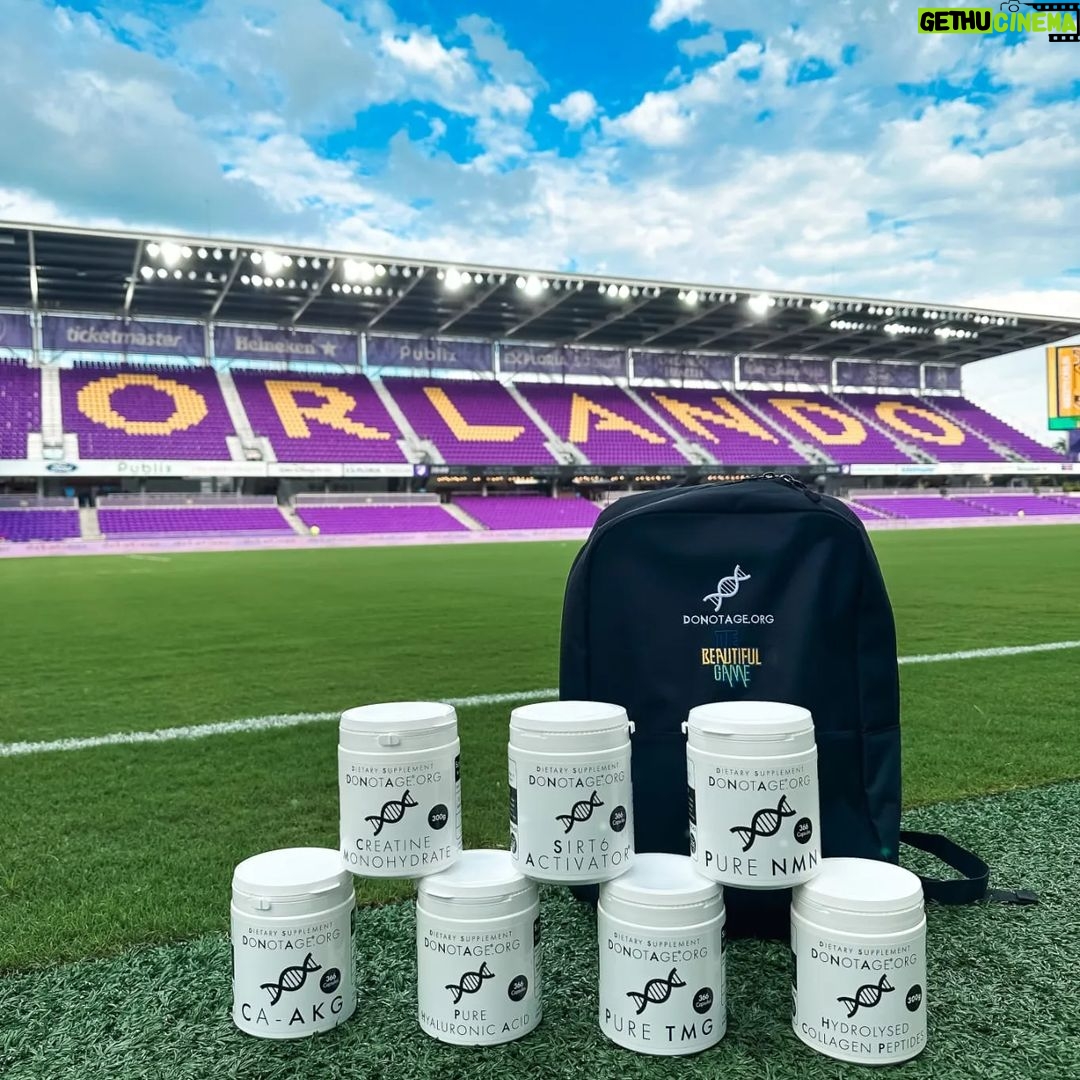 Ronaldinho Instagram - Thank you to @do.not.age for my supplements 😎🤙🏾 I can’t wait to feel much more energised and improve my recovery time🔥