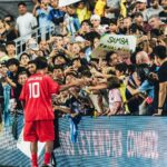 Ronaldinho Instagram - Obrigado pelo carinho galera de Miami!!! 🇺🇸🇺🇸 Que alegria levar a magia das #LeyendasCONMEBOL para o mundo!!! Mt feliz por estar de novo em campo com tantos craques 🤙🏾 DRV PNK Stadium