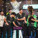 Ronaldinho Instagram – Somos campeões do mundo! A bruxaria rolou solta, e trouxemos a taça de volta para o Brasil 🇧🇷. Agradecemos os jogadores, toda a equipe técnica por essa campanha vitoriosa, e a nossa torcida que sempre esteve presente. 🧙🏽‍♂️🤙🏽🥇 #GOMGS #ffws2023