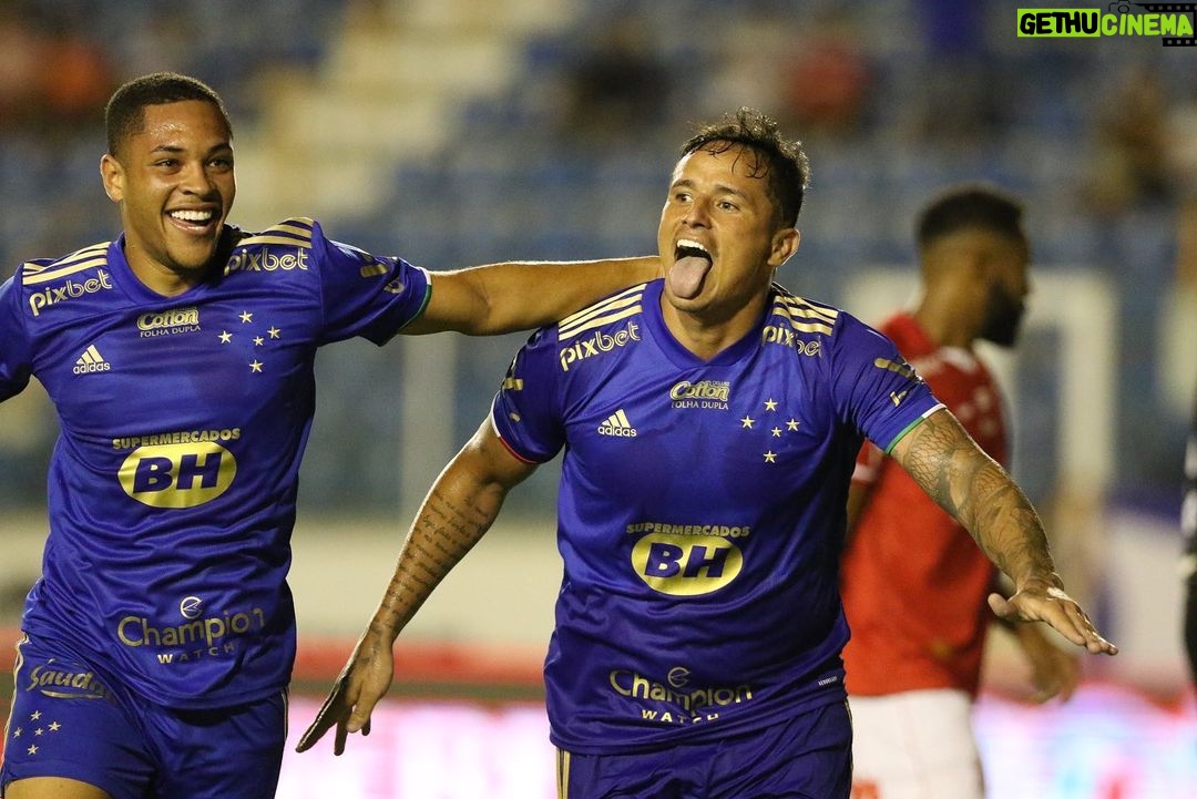 Ronaldo Instagram - Primeiro passo firme, com goleada e autoridade de quem sabe jogar a Copa do Brasil. Cada vez mais os princípios de jogo do Cruzeiro vão ficando evidentes! Parabéns pela entrega, @Cruzeiro.