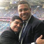 Ronaldo Instagram - ¡Feliz cumple! Te extraño maestro, leyenda del fútbol! #maradona