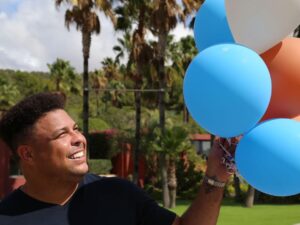 Ronaldo Instagram - Só tenho a agradecer por tanto carinho no dia dos meus 45 anos! Muito obrigado por todas as mensagens e homenagens! ❤️🙏🏼