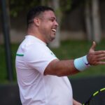 Ronaldo Instagram - Tennis meets futebol 🎾⚽️ Guess who won. Adivinha quem ganhou 👇 📷: Rebeca Reis / Staff Images São Paulo, Brazil