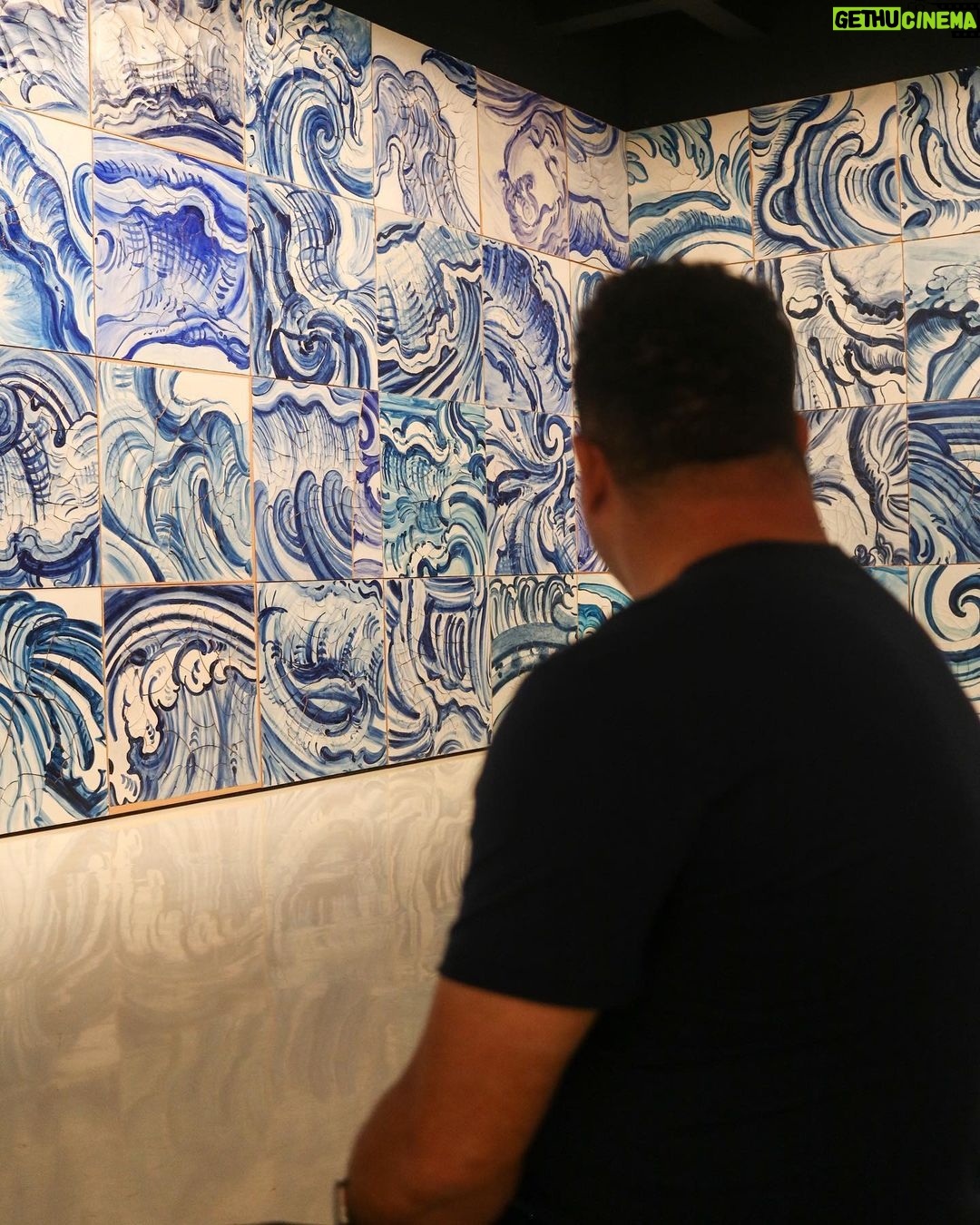 Ronaldo Instagram - Inhotim é cabuloso! Sempre especial ver o encontro da natureza com a arte. É importante demais facilitar o acesso à cultura no nosso país. Parabéns, Bernardo.