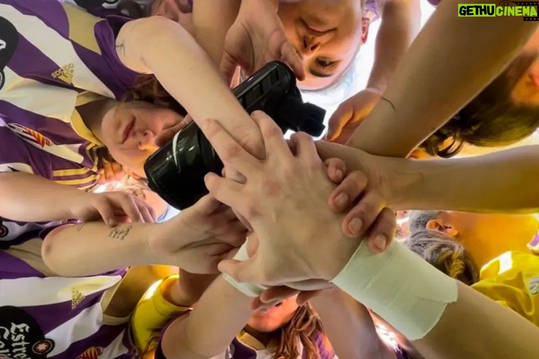 Ronaldo Instagram - Hoy es un día para la historia del @realvalladolid. Se ha jugado el primer partido del @realvalladolidfemenino en Zorrilla, y lo hemos celebrado de la mejor manera posible los casi 12.000 blanquivioletas que han llenado el estadio y han disfrutado de una victoria por 3 goles a 0 💪 #LlenamosElJoséZorrilla