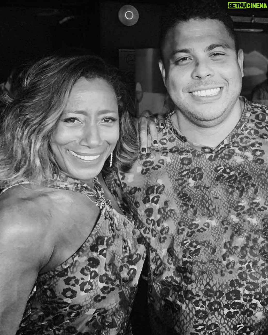 Ronaldo - 383.8K Likes - Glória. Seu nome, sua pele, sua história. Pioneira, potente, extraordinária. A perda imensa é nossa. Glória só venceu. As muitas portas que abriu jamais serão fechadas.
Meus sentimentos aos familiares, amigos e admiradores.
Descanse em paz, minha querida amiga. Sentirei saudades.