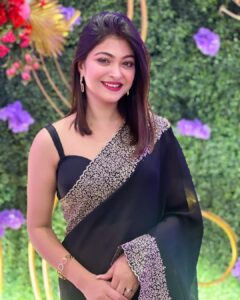 Rooqma Ray Instagram - Every day is a reason to celebrate when you wear BLACK. #instagram #instagood #instadaily #instafashion #instalove #black #blacksaree #sareelove #indianwedding #weddingseason #instaphoto