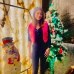 Rooqma Ray Instagram - Pink isn’t just a color, it’s a feeling 💞 #insta #instagood #instagram #instafashion #pink #jacket #winterfashion #decemberdaily #instamood #loveyourself #rooqmaray Kolkata - The City of Joy
