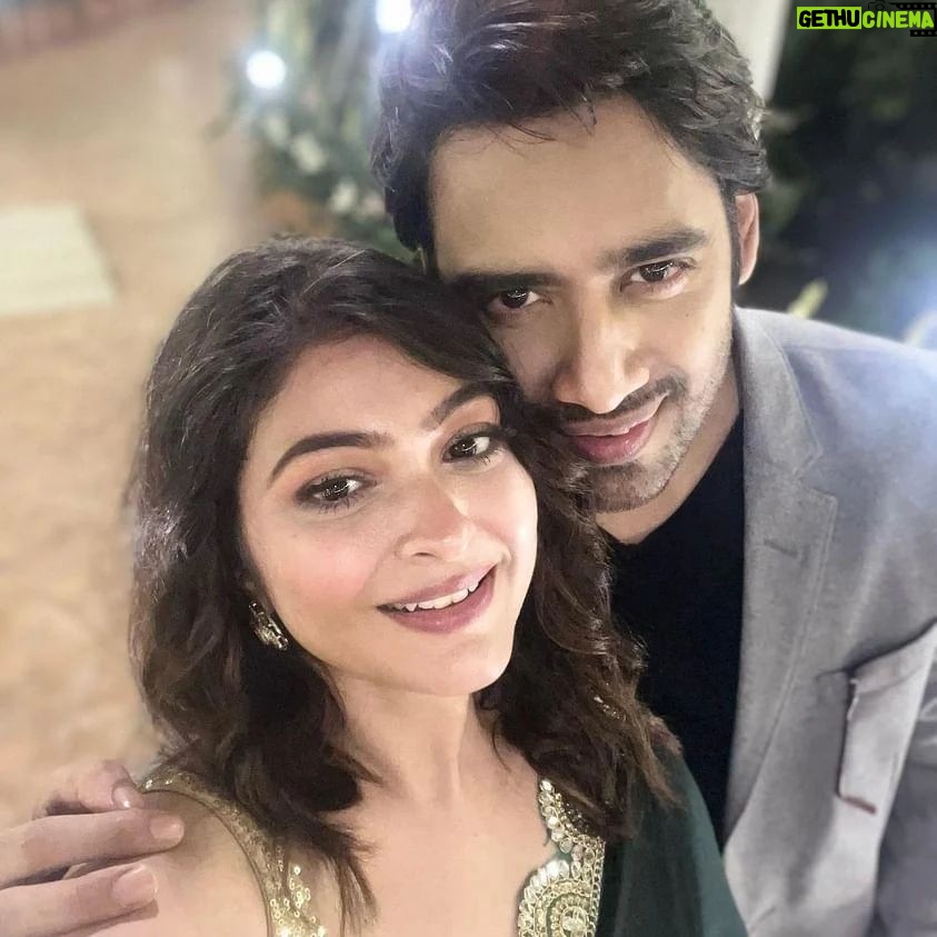 Rooqma Ray Instagram - December Wedding scenes