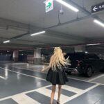 Rosé Instagram - great minds think alike wink wink 🖤