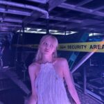 Rosé Instagram – ♡ BORN PINK FINALE IN SEOUL ♡

작년 9월에 서울에서 본핑크 투어를 시작했는데 이렇게 1년 만에 다시 서울로 돌아와 공연을 마칠 수 있어서 너무 행복한것 같아요. 사실 서울에서 첫곡 끝내고 ‘저희 1년만에 서울에 드디어 돌아왔어요!’라는 말을 하고 눈물이 날 줄은 몰랐는데 외출하고 ‘잘다녀왔습니다’ 같은 느낌이더라고요..!!ㅎㅎㅎ 여러분들이 있어서 저희가 이렇게 전세계에서도 사랑을 받을 수 있었고 이렇게 많은 사람들 앞에서 공연할 수 있었던것같아요. 1년동안 기다려주셔서 정말 감사합니다! 사랑해요 블링크
그리고 1년동안 고생해준 투어 스텝분들 고생 많으셨습니다! 늘 보이지않는 곳에서도 고생해주셔서 너무 감사해요. 
그리고 멤버들!! 정말 고생 많았어요. I’m super proud of us. Blackpink in you areeeaaaaaaa 🤍 Seoul, Korea