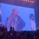Rosé Instagram - ♡ BORN PINK FINALE IN SEOUL ♡ 작년 9월에 서울에서 본핑크 투어를 시작했는데 이렇게 1년 만에 다시 서울로 돌아와 공연을 마칠 수 있어서 너무 행복한것 같아요. 사실 서울에서 첫곡 끝내고 ‘저희 1년만에 서울에 드디어 돌아왔어요!’라는 말을 하고 눈물이 날 줄은 몰랐는데 외출하고 ‘잘다녀왔습니다’ 같은 느낌이더라고요..!!ㅎㅎㅎ 여러분들이 있어서 저희가 이렇게 전세계에서도 사랑을 받을 수 있었고 이렇게 많은 사람들 앞에서 공연할 수 있었던것같아요. 1년동안 기다려주셔서 정말 감사합니다! 사랑해요 블링크 그리고 1년동안 고생해준 투어 스텝분들 고생 많으셨습니다! 늘 보이지않는 곳에서도 고생해주셔서 너무 감사해요. 그리고 멤버들!! 정말 고생 많았어요. I’m super proud of us. Blackpink in you areeeaaaaaaa 🤍 Seoul, Korea