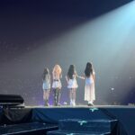 Rosé Instagram - ♡ BORN PINK FINALE IN SEOUL ♡ 작년 9월에 서울에서 본핑크 투어를 시작했는데 이렇게 1년 만에 다시 서울로 돌아와 공연을 마칠 수 있어서 너무 행복한것 같아요. 사실 서울에서 첫곡 끝내고 ‘저희 1년만에 서울에 드디어 돌아왔어요!’라는 말을 하고 눈물이 날 줄은 몰랐는데 외출하고 ‘잘다녀왔습니다’ 같은 느낌이더라고요..!!ㅎㅎㅎ 여러분들이 있어서 저희가 이렇게 전세계에서도 사랑을 받을 수 있었고 이렇게 많은 사람들 앞에서 공연할 수 있었던것같아요. 1년동안 기다려주셔서 정말 감사합니다! 사랑해요 블링크 그리고 1년동안 고생해준 투어 스텝분들 고생 많으셨습니다! 늘 보이지않는 곳에서도 고생해주셔서 너무 감사해요. 그리고 멤버들!! 정말 고생 많았어요. I’m super proud of us. Blackpink in you areeeaaaaaaa 🤍 Seoul, Korea
