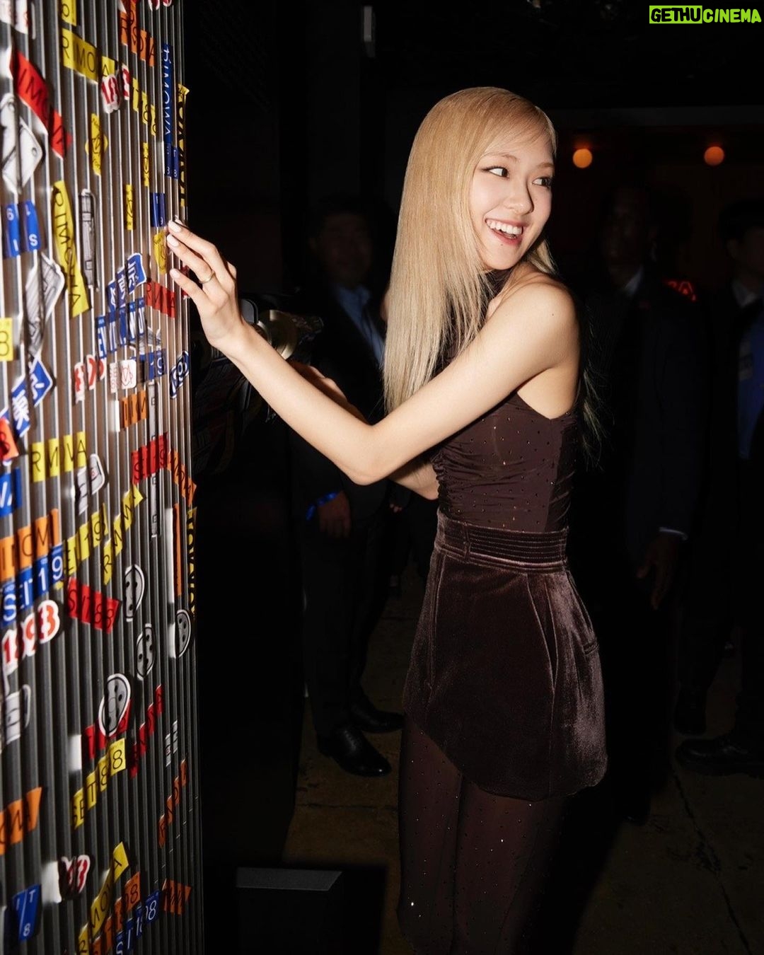 Rosé Instagram - An eventful evening at the @rimowa Seit 1898 Exhibition in New York City. 🧳
