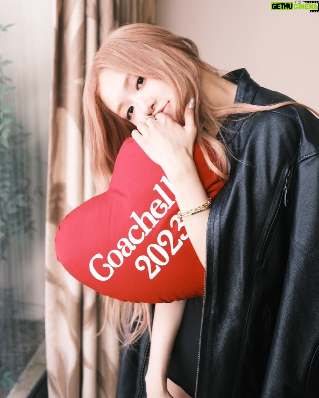 Rosé Instagram - And that’s a wrap. Coachella 2023. ♥️