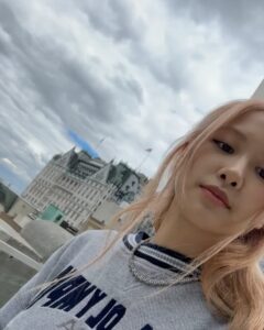 Rosé Instagram - my late ny update 🌆