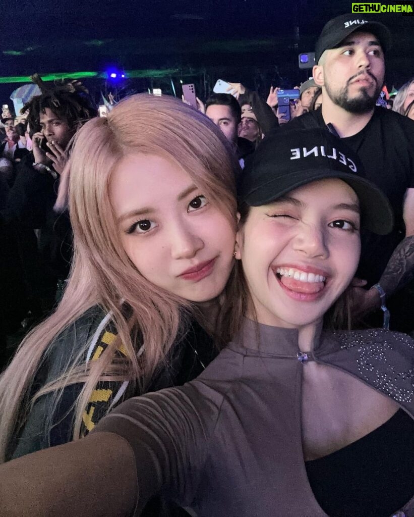 Rosé Instagram - PPIINKKCHELLAA 23 How crazy it is to headline Coachella this year. What a ride. Thank you Blinks. Grateful for @blackpinkofficial. This was so much fun 🎀 see u again in a few days