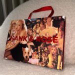 Rosé Instagram - Christmas came early this year 🎁