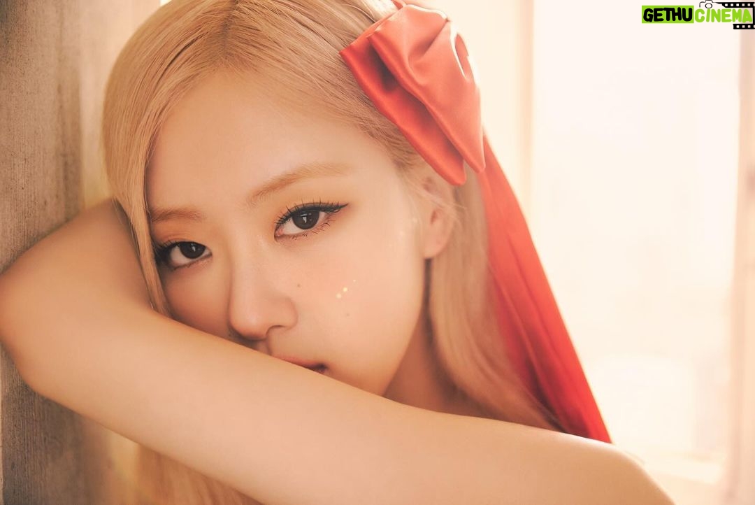 Rosé Instagram - so how many nights till christmas?