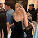 Rosé Instagram - What a week it’s been. I am immensely grateful to have been invited to Apple Park to speak at the APEC spousal event about my experience on mental health, Blackpink to have been invited to the Korean state banquet at the Buckingham Palace, and to receive an honorable MBE alongside my fellow bandmates. It has been a week of many emotions. But grateful is a word that best describes the week. I thank the many blinks out there who genuinely support who we are and what we stand for. I am grateful to have this platform and to be able to share positivity.