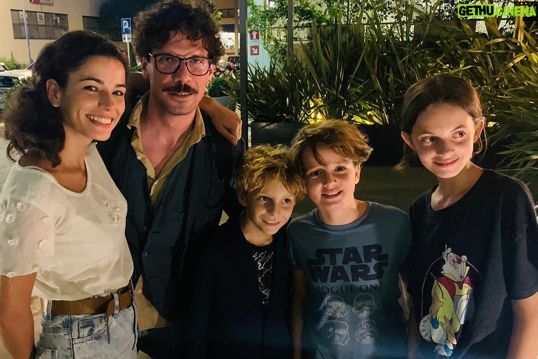 Rosa Diletta Rossi Instagram - Oggi esce nelle sale #hillofvision Film al quale sono particolarmente affezionata. Perché come dice Roberto Faenza, oltre ad essere una storia incredibile, è una vera iniezione di fiducia. E poi il privilegio di lavorare con una squadra così bella non si può spiegare! Milena Canonero cura i costumi e anche gli animi. @jeanvigoitaliaofficial @francesco_montanari_official @sofia.delia27 @lorenzo_ciamei @milenacanonero.official @altrestorieig