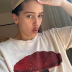 Rosalía Instagram - All is full of loooooooooove