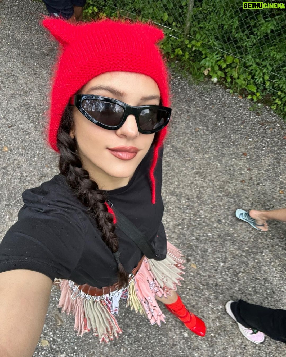 Rosalía Instagram - Hoy toca tirarse al ríoooooooo Bern, Switzerland